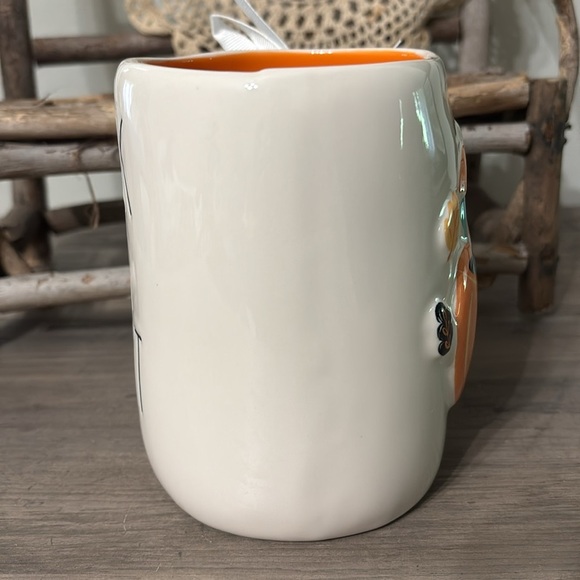 RAE DUNN Disney EEYORE of WINNIE THE POOH TRICK OR TREAT Pumpkin Mug NEW 2025 - Picture 7 of 9